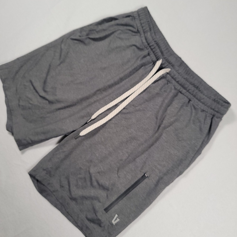 Vuori Sunday Performance Shorts Mens Medium Gray Heather V381 Athletic Gym Yoga